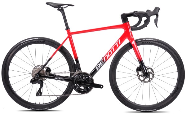 FUOCO Disc Carbon, Red Edition, Shimano 105 Di2 12-speed, DT-Swiss P1800 Spline